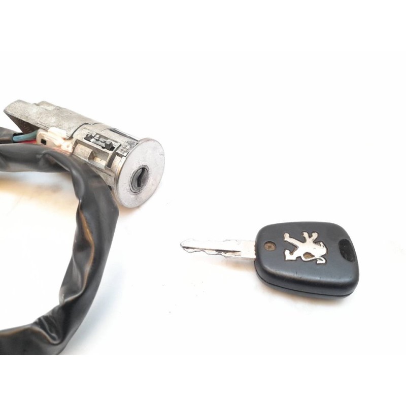 Recambio de antirrobo / llave contacto para peugeot 206+ básico referencia OEM IAM   VALEO - Blanco 3
