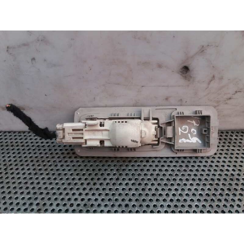 Recambio de luz interior para peugeot 307 break / sw (s1) break xs referencia OEM IAM - Verde 2