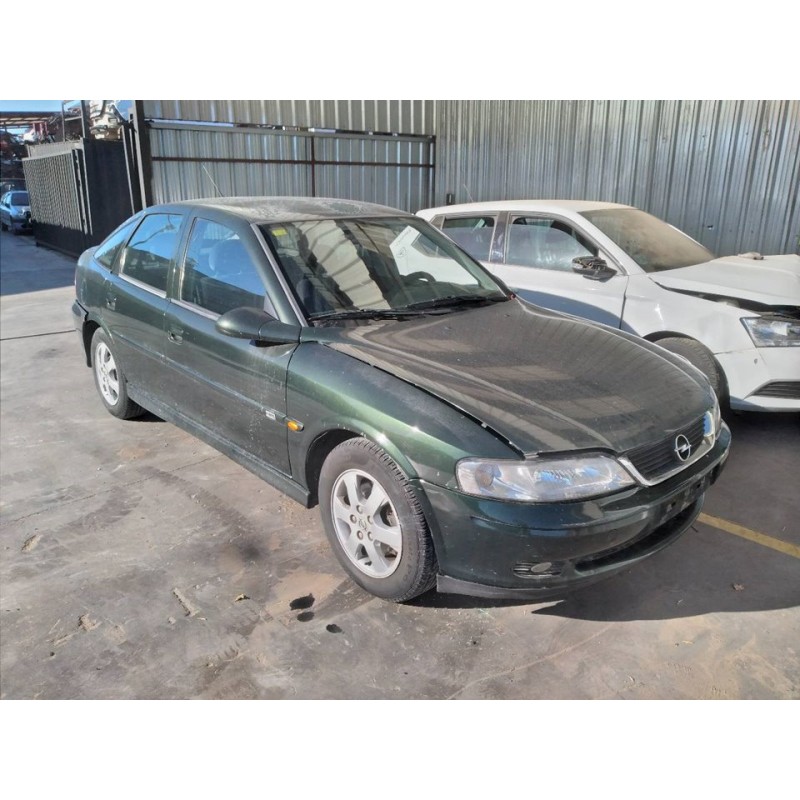 opel vectra b berlina del año 2001