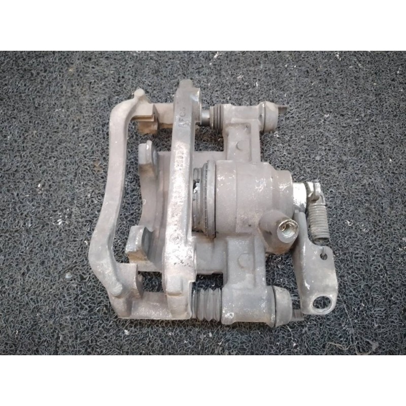 Recambio de pinza de freno trasera izquierda para renault master kipper l3h1 3,5t referencia OEM IAM 440107553R  BREMBO - Blanco 2