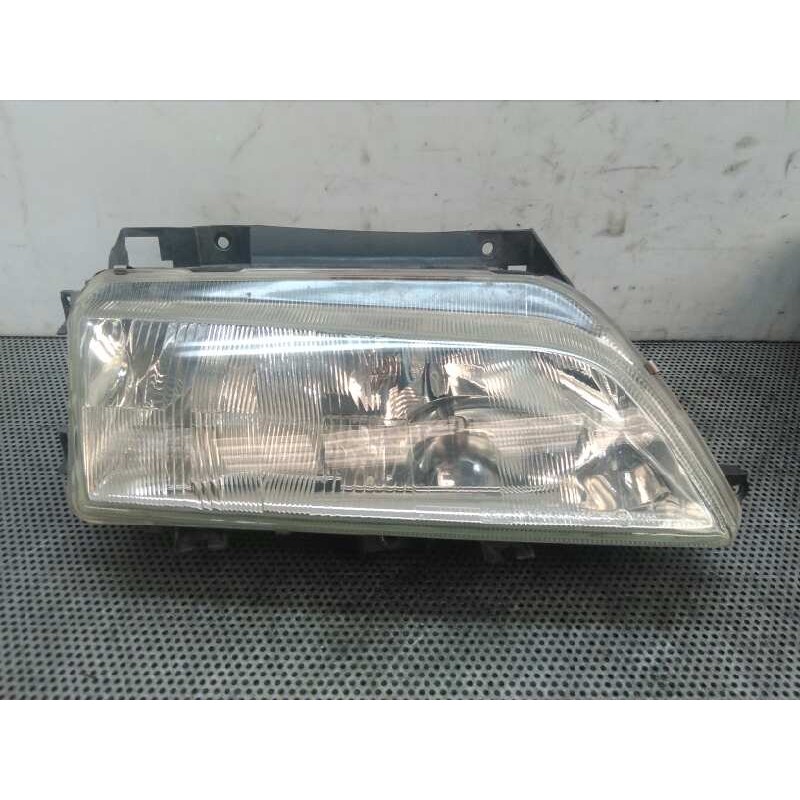 Recambio de faro derecho para citroën xantia berlina 2.0 hdi exclusive referencia OEM IAM   