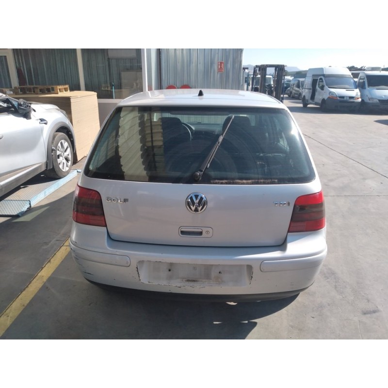 volkswagen golf iv berlina (1j1) del año 1999