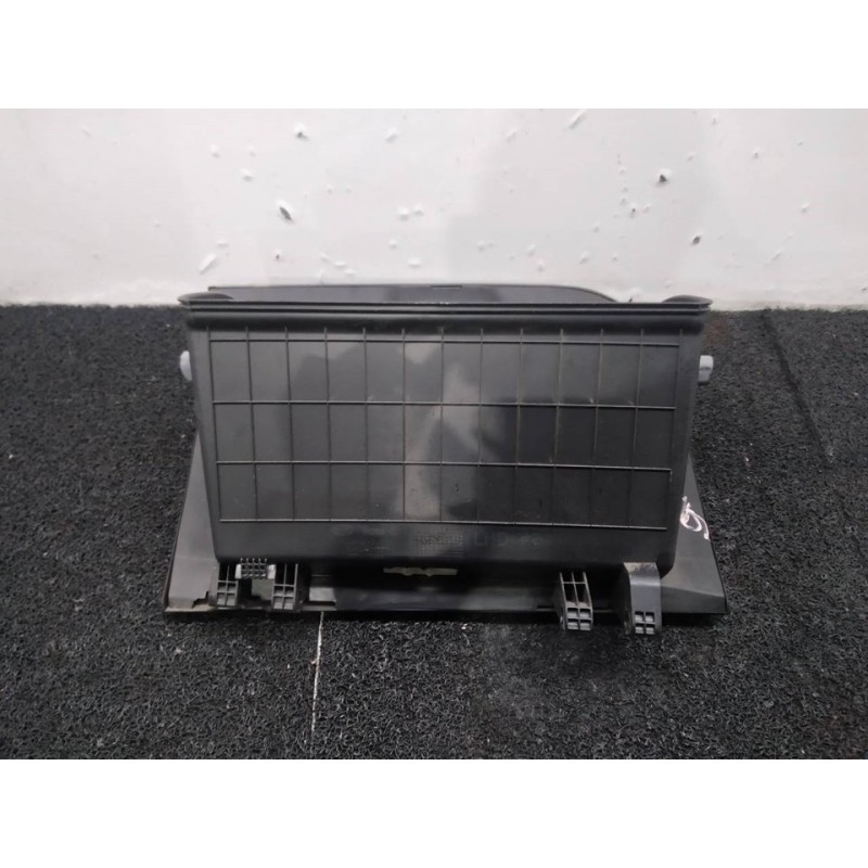 Recambio de guantera para kia picanto concept referencia OEM IAM 845121Y000 - Blanco 3