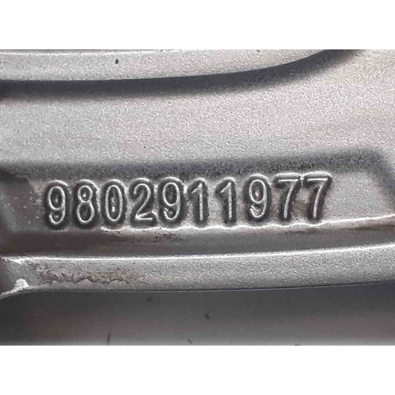 Recambio de llanta para citroën c4 cactus feel referencia OEM IAM 9802911977 - Rojo 2
