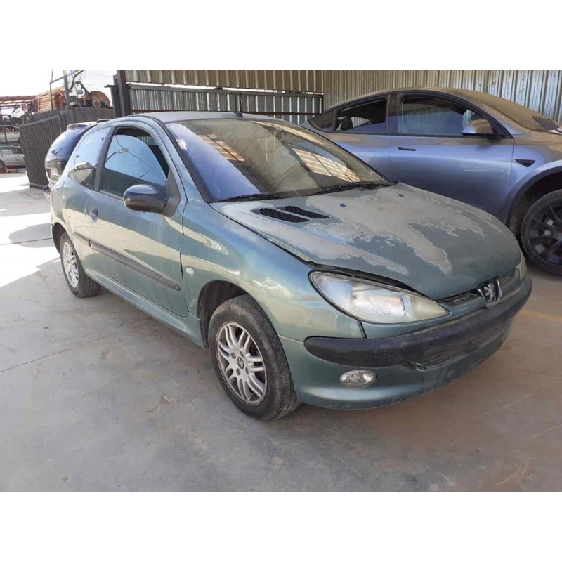 peugeot 206 berlina del año 2002