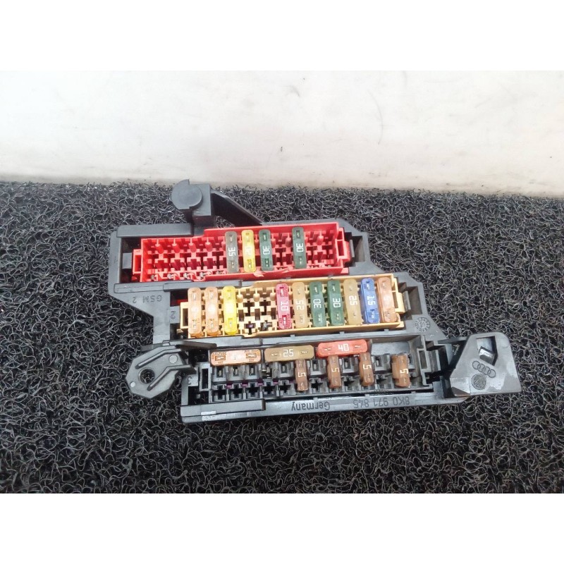 Recambio de caja reles / fusibles para audi a4 ber. (b8) básico quattro referencia OEM IAM   