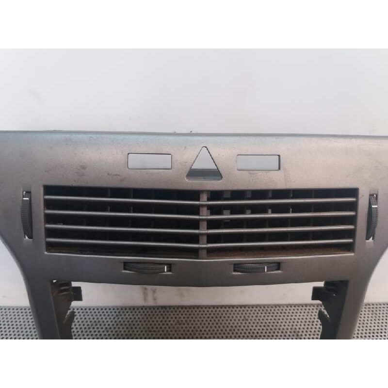 Recambio de consola central para opel astra h ber. 1.7 16v cdti referencia OEM IAM - Azul 3