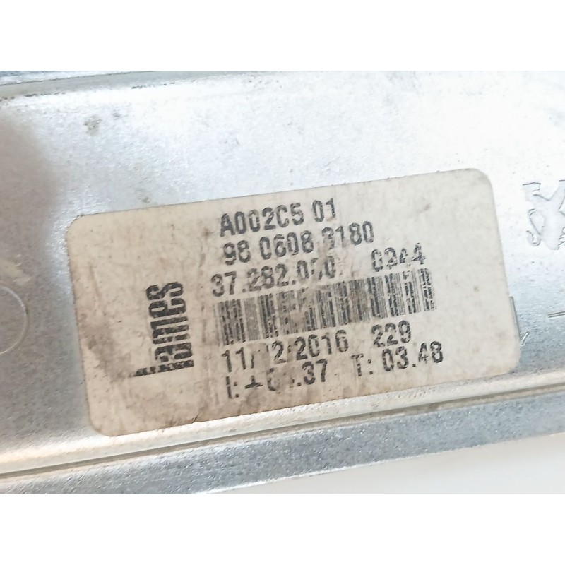 Recambio de elevalunas delantero izquierdo para peugeot 208 style referencia OEM IAM 9806088180 9806081880 - Blanco 2
