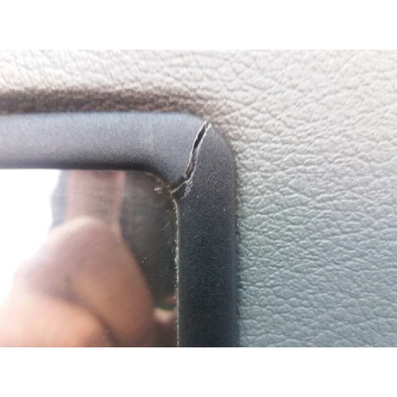 Recambio de parasol derecho para nissan micra (k11) gx referencia OEM IAM 4
