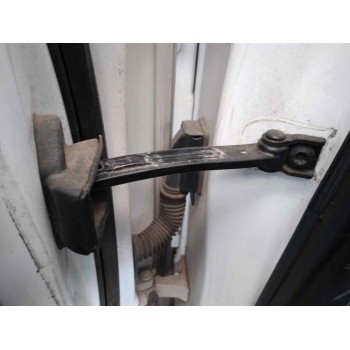 RETENEDOR PUERTA DELANTERA IZQUIERDA 