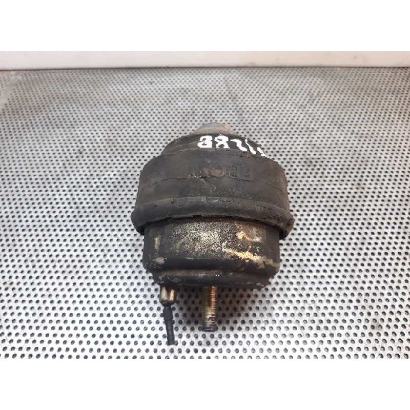Recambio de soporte motor derecho para volvo s80 berlina d5 referencia OEM IAM 8683293  