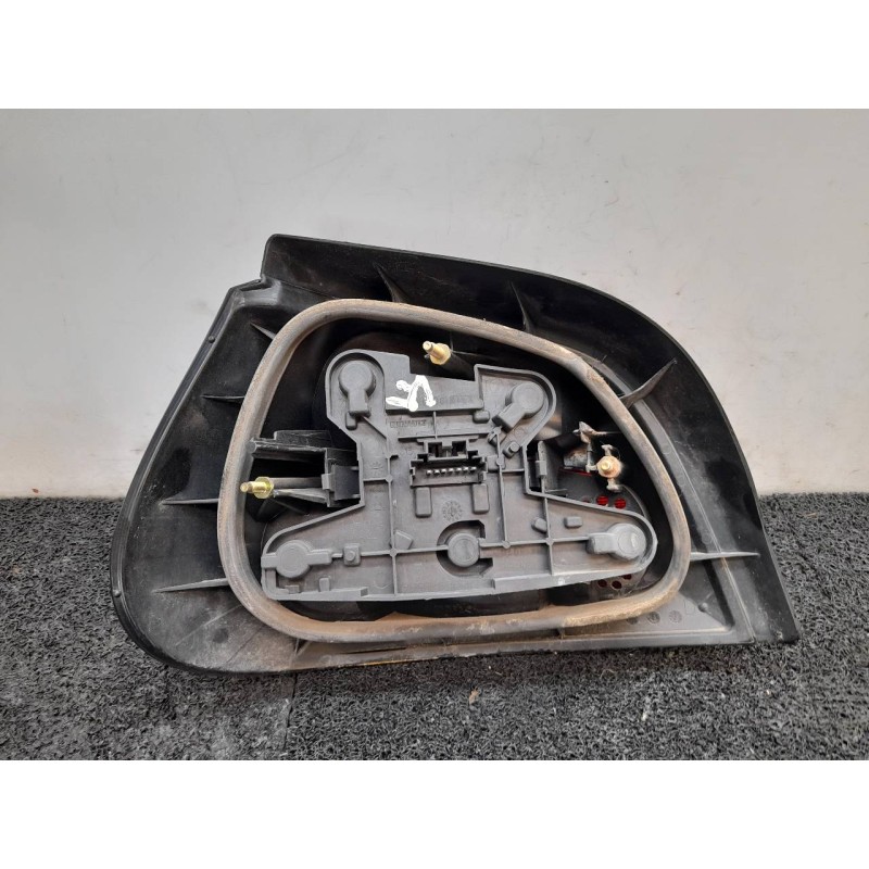 Recambio de piloto trasero derecho para renault megane i berlina hatchback (ba0) 1.6e alize referencia OEM IAM - Azul 2