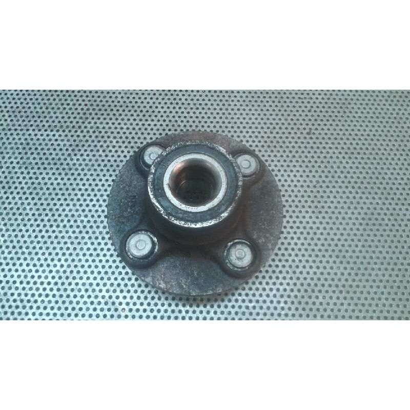 Recambio de buje trasero para nissan almera (n15) sr referencia OEM IAM - Rojo 2
