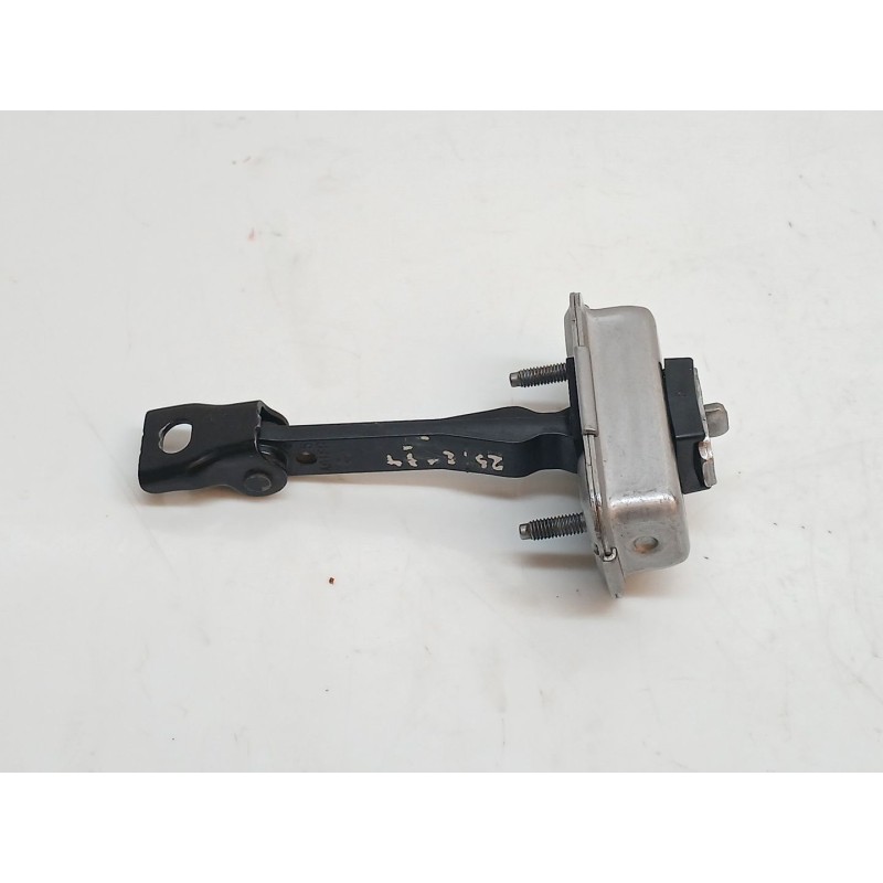 Recambio de retenedor puerta delantera izquierda para peugeot 208 style referencia OEM IAM A91FR - Blanco 3