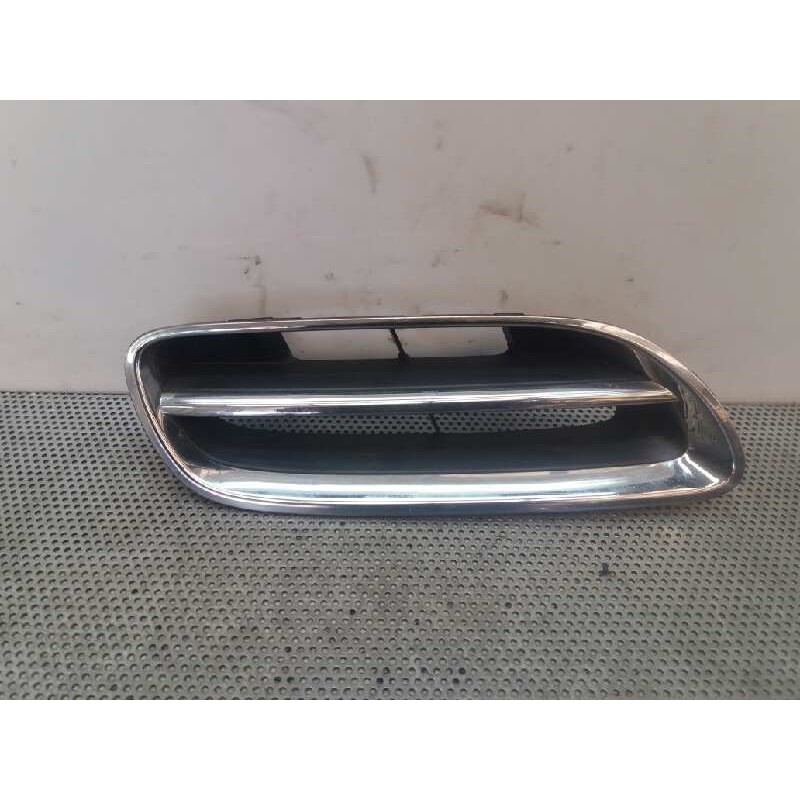 Recambio de rejilla delantera para nissan micra (k11) gx referencia OEM IAM   
