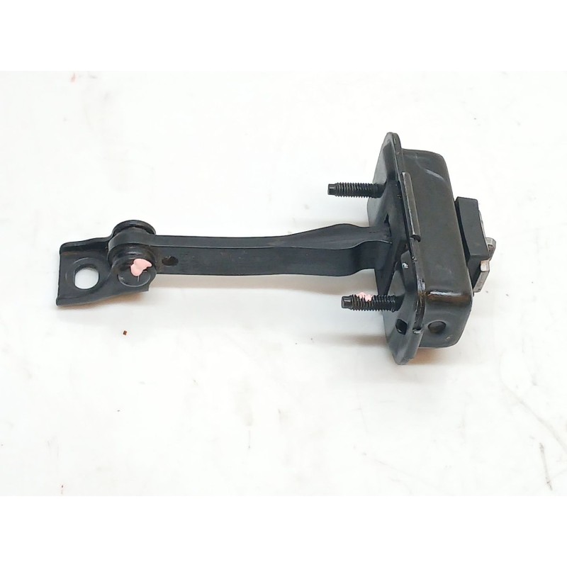 Recambio de retenedor puerta trasera izquierda para peugeot 208 style referencia OEM IAM A91RL  