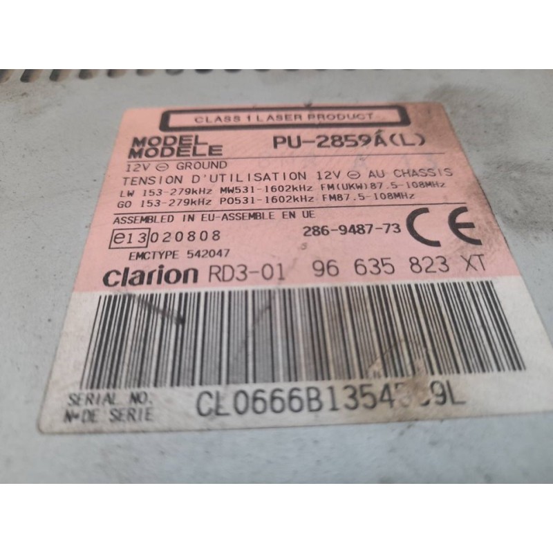 Recambio de sistema audio / radio cd para peugeot 206+ básico referencia OEM IAM 96635823XT  CLARION - Blanco 4