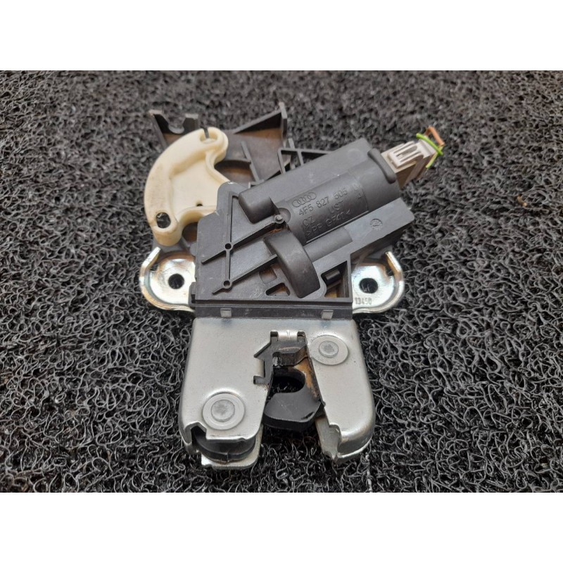 Recambio de cerradura maletero / porton para audi a4 ber. (b8) básico quattro referencia OEM IAM 4F5827505B  