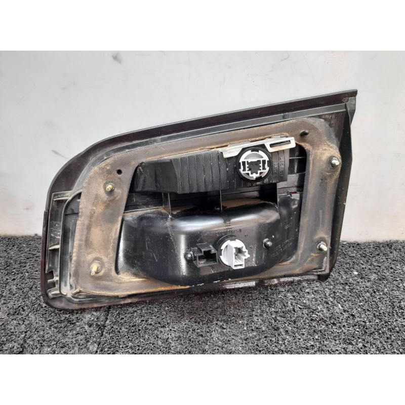 Recambio de piloto trasero izquierdo interior para mazda 626 monovolumen (gw) 2.0 touring referencia OEM IAM - Gris 2