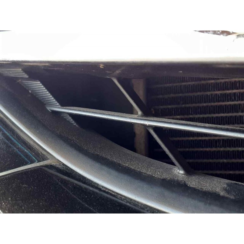 Recambio de radiador agua para toyota auris hybrid active referencia OEM IAM - Negro 2