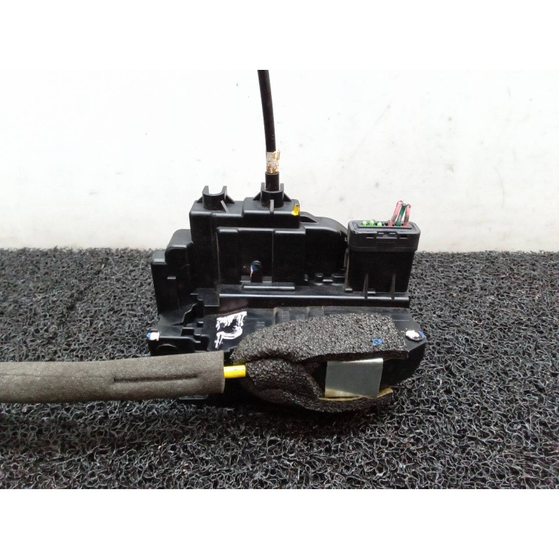 Recambio de cerradura puerta trasera derecha para nissan juke (f15) acenta referencia OEM IAM 25131 2