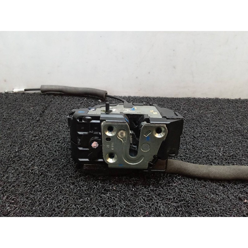 Recambio de cerradura puerta trasera derecha para nissan juke (f15) acenta referencia OEM IAM 25131 3