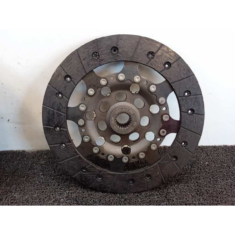 Recambio de kit embrague para renault megane ii berlina 3p confort authentique referencia OEM IAM 8201044952  LUK 3