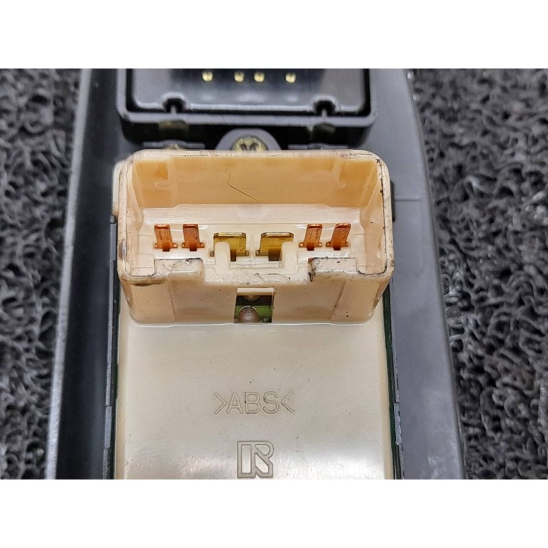 Recambio de mando elevalunas delantero izquierdo para mazda 626 monovolumen (gw) 2.0 touring referencia OEM IAM 9GE4T - Gris 5
