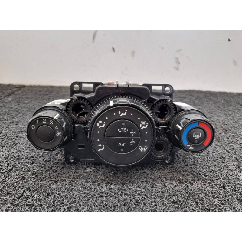 Recambio de mando climatizador para ford fiesta (cb1) trend referencia OEM IAM   