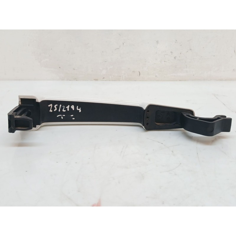Recambio de maneta exterior trasera izquierda para peugeot 208 style referencia OEM IAM 96845224677 - Blanco 3