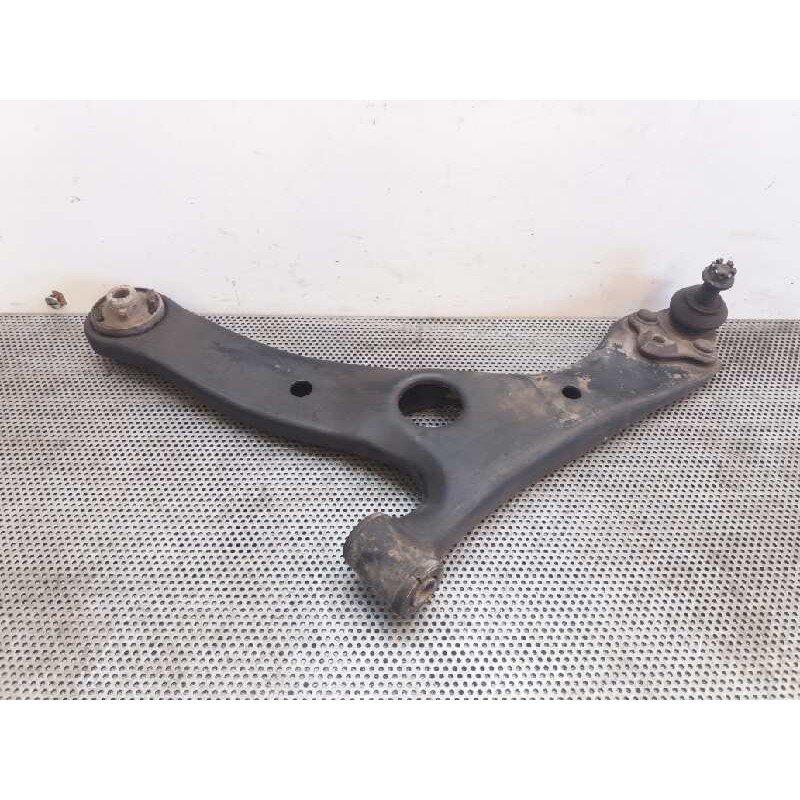 Recambio de brazo suspension inferior delantero izquierdo para toyota rav 4 (a2) 1.8 16v cat referencia OEM IAM   