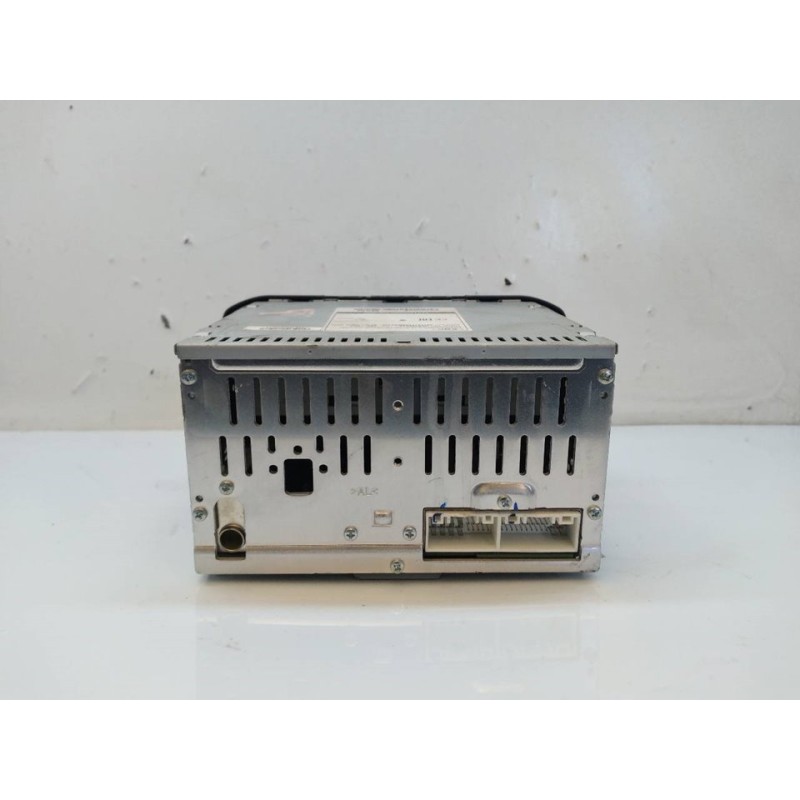 Recambio de sistema audio / radio cd para kia picanto concept referencia OEM IAM 961701Y266MB2 AC115TAEE - Blanco 2