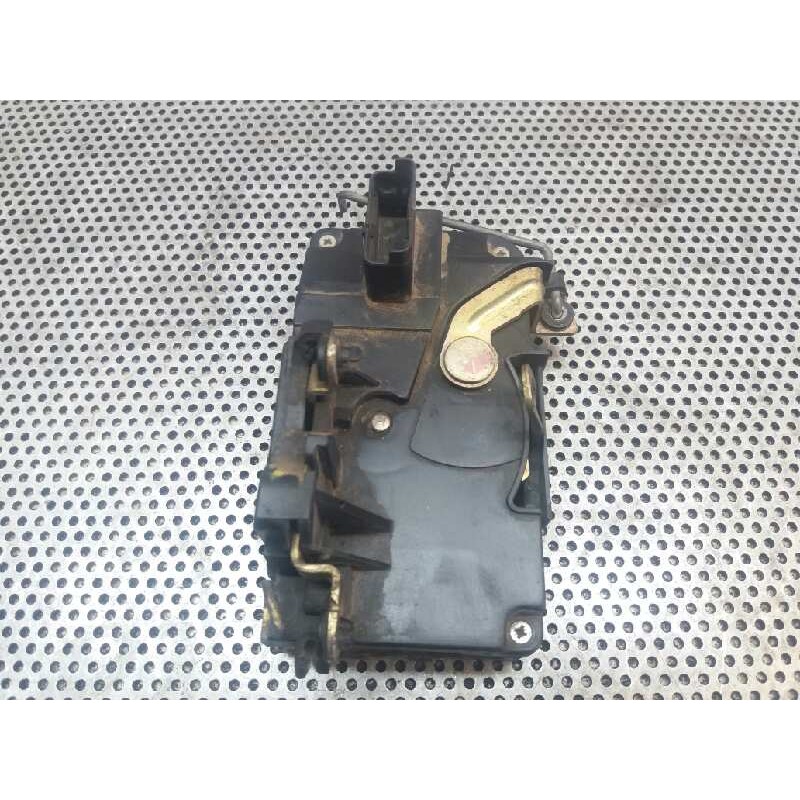 Recambio de cerradura puerta delantera izquierda para peugeot 206 berlina referencia OEM IAM  134891 