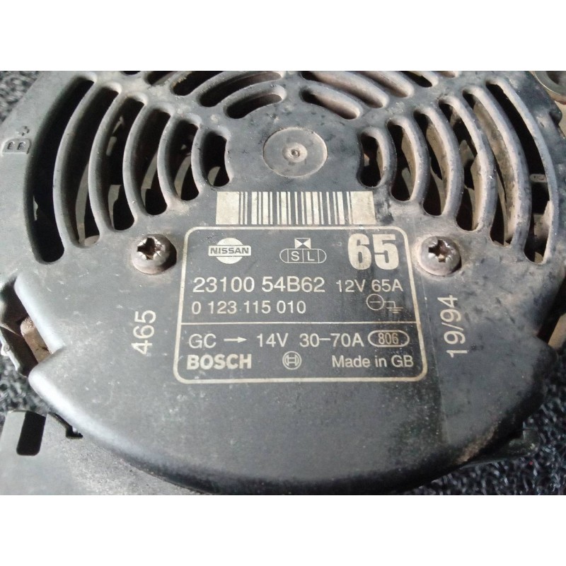Recambio de alternador para nissan micra (k11) referencia OEM IAM 0123115010 2310054B62 BOSCH 5