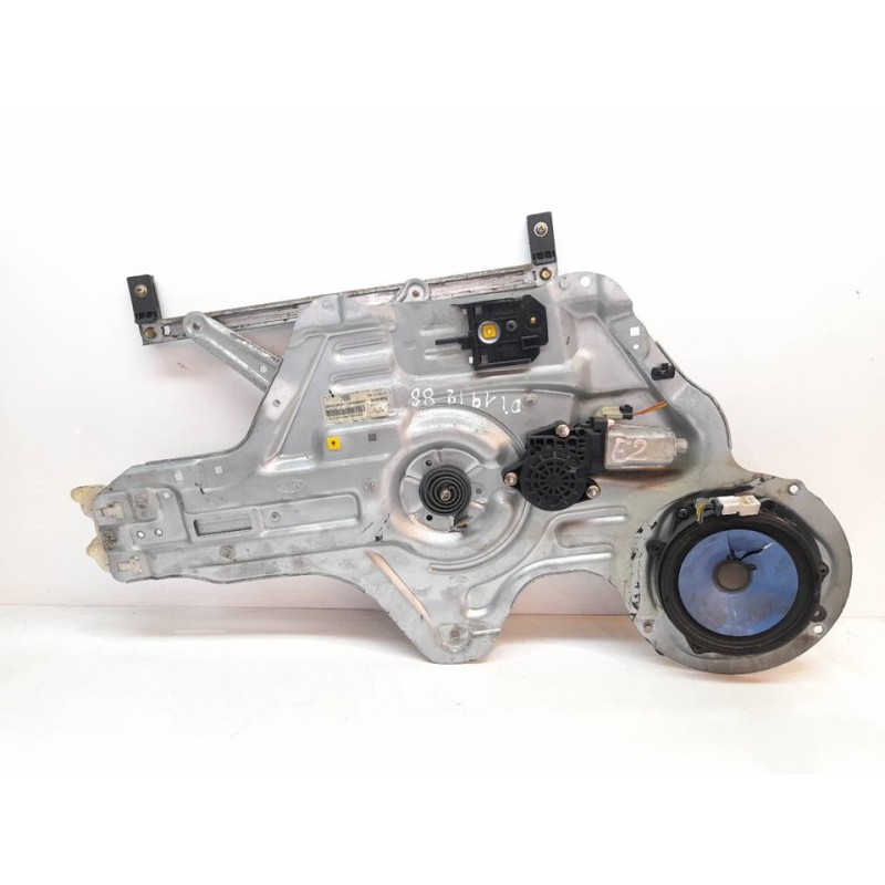 Recambio de elevalunas delantero izquierdo para kia cerato 2.0 ex crdi berlina (4-ptas.) referencia OEM IAM 824702F020  