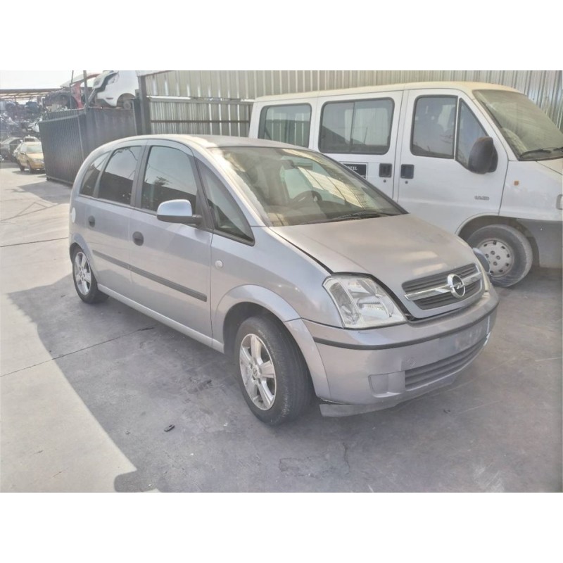 opel meriva del año 2004