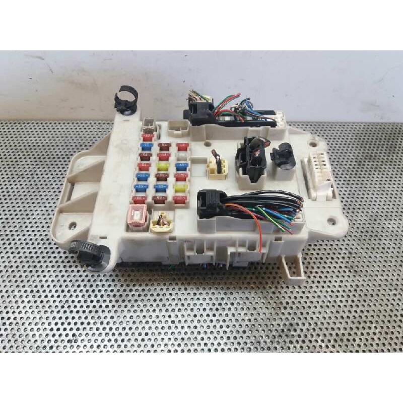 Recambio de caja reles / fusibles para toyota rav 4 (a2) 1.8 16v cat referencia OEM IAM 21922K05  