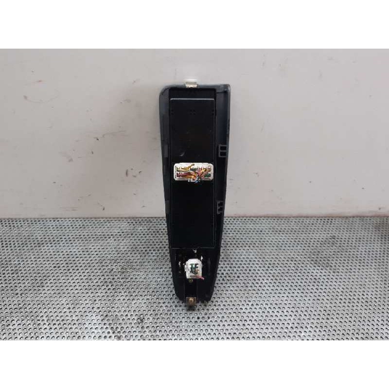 Recambio de mando elevalunas delantero izquierdo para kia cerato 2.0 ex crdi berlina (4-ptas.) referencia OEM IAM S160 2