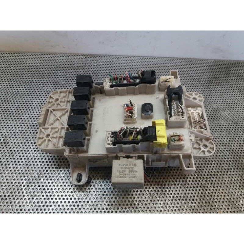 Recambio de caja reles / fusibles para toyota rav 4 (a2) 1.8 16v cat referencia OEM IAM 21922K05 - Azul 2