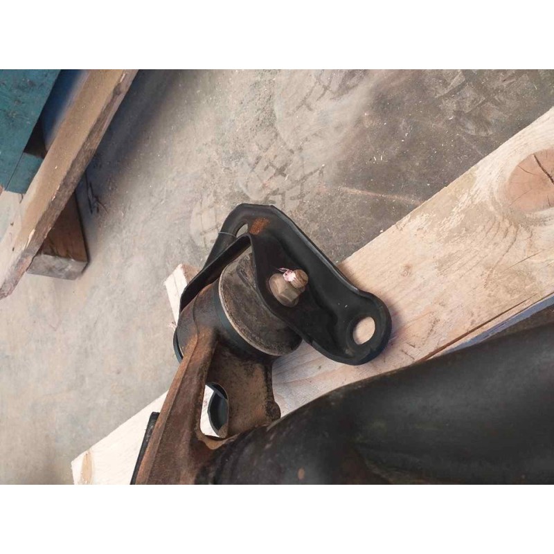 Recambio de puente trasero para opel meriva cosmo referencia OEM IAM - Negro 9