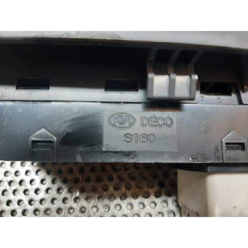 Recambio de mando elevalunas delantero izquierdo para kia cerato 2.0 ex crdi berlina (4-ptas.) referencia OEM IAM S160 3