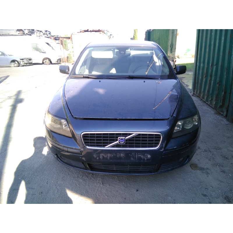volvo s40 berlina del año 2004