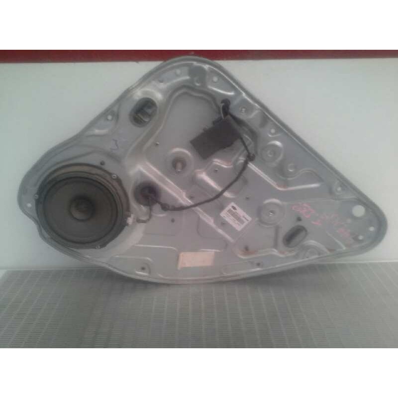 Recambio de elevalunas trasero derecho para ford focus berlina (cap) 1.6 tdci cat referencia OEM IAM 984847124  BROSE