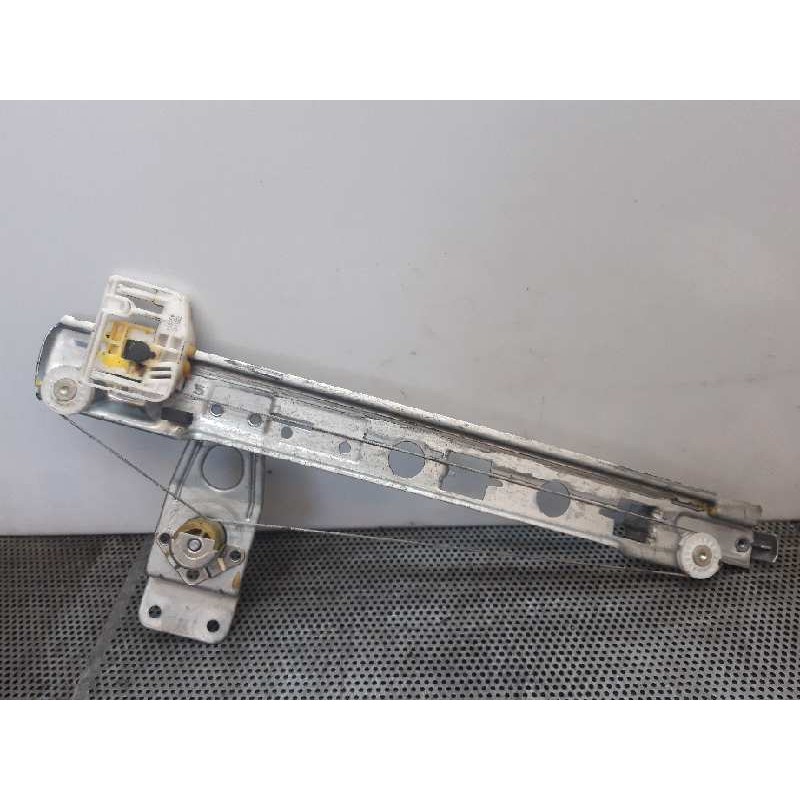 Recambio de elevalunas trasero izquierdo para renault megane ii berlina 5p dynamique referencia OEM IAM - Gris 2