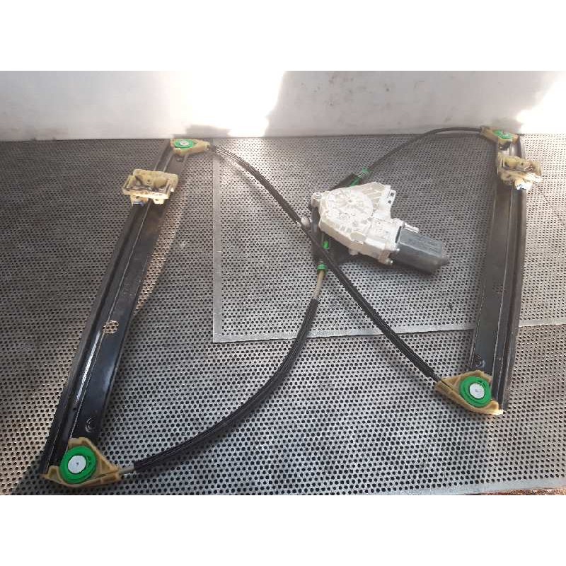Recambio de elevalunas delantero izquierdo para audi a4 ber. (b8) básico quattro referencia OEM IAM 8K0837461A  