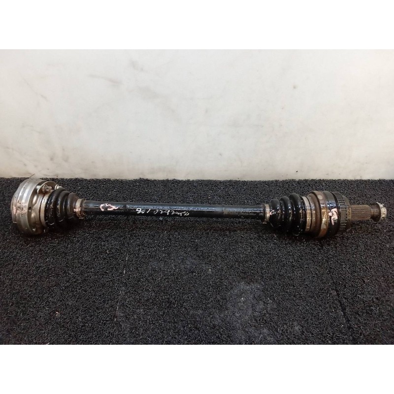 Recambio de transmision trasera derecha para bmw serie 1 berlina (e81/e87) 120d referencia OEM IAM 7533448AI01  