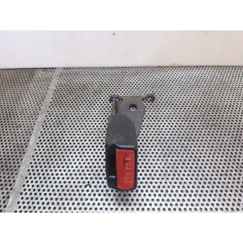 Recambio de enganche cinturon trasero derecho para renault megane ii berlina 5p dynamique referencia OEM IAM - Gris 3