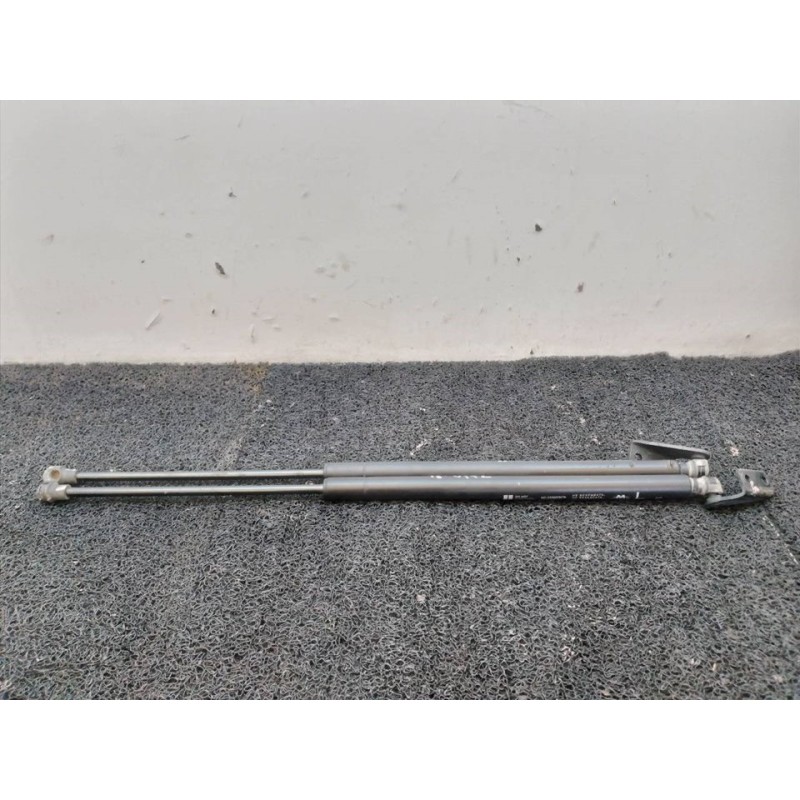 Recambio de amortiguadores maletero / porton para mitsubishi space star (a00) motion referencia OEM IAM   