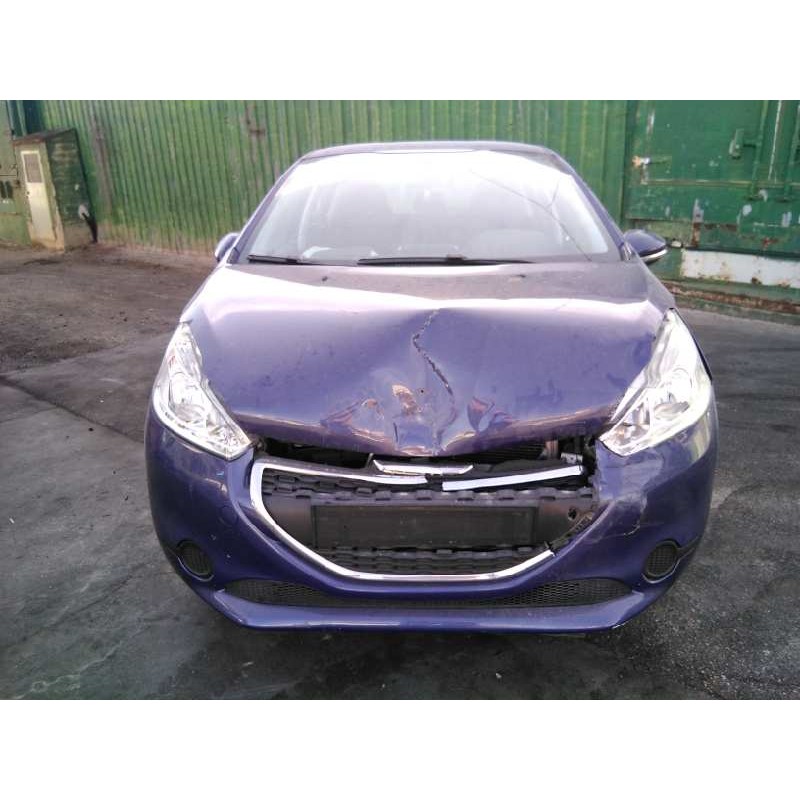 peugeot 208 del año 2012