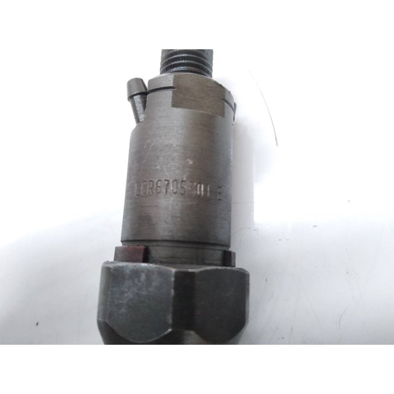 Recambio de inyector para ford mondeo berlina (gd) ambiente referencia OEM IAM LCR6705301E 2
